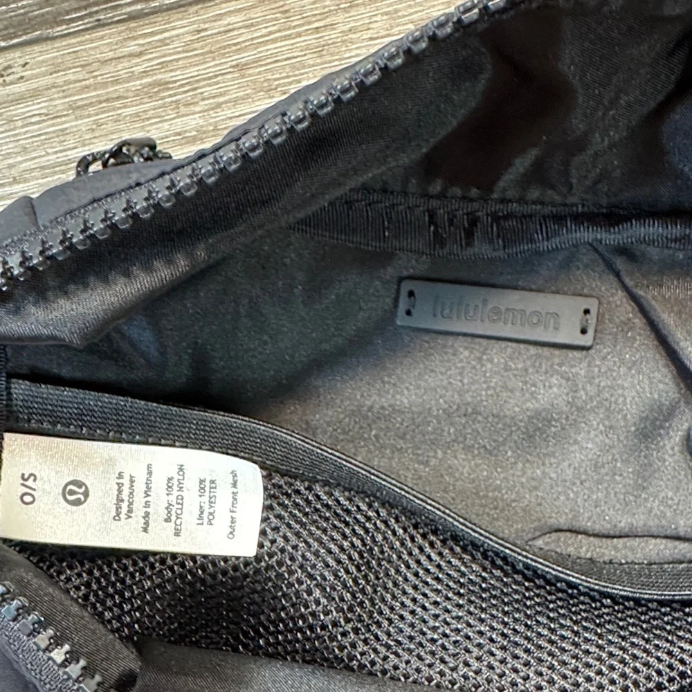 lululemon athletica Charcoal Belt Bag waist bag